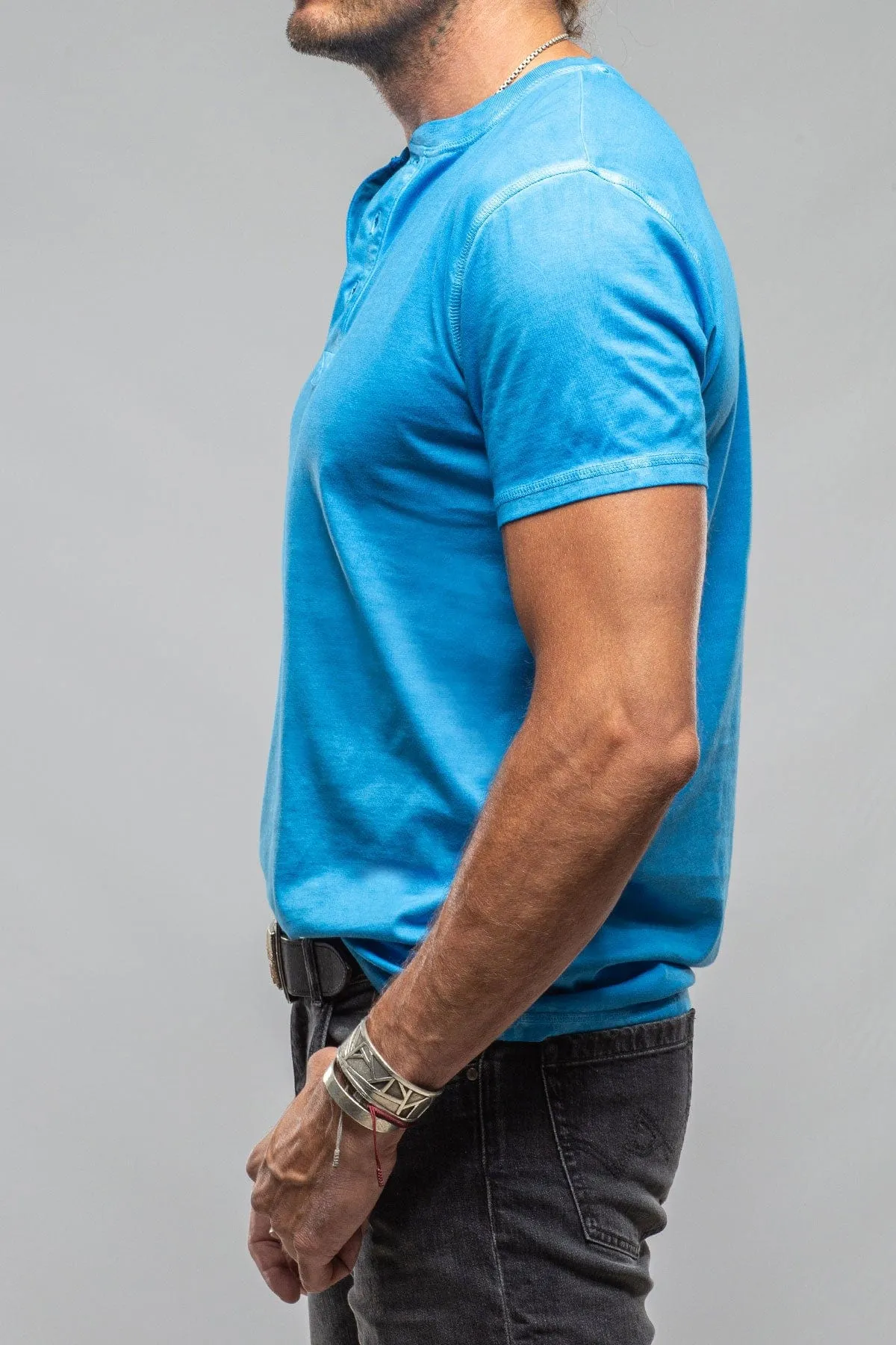 Mendocino Cotton SS Henley in Blue Lagoon