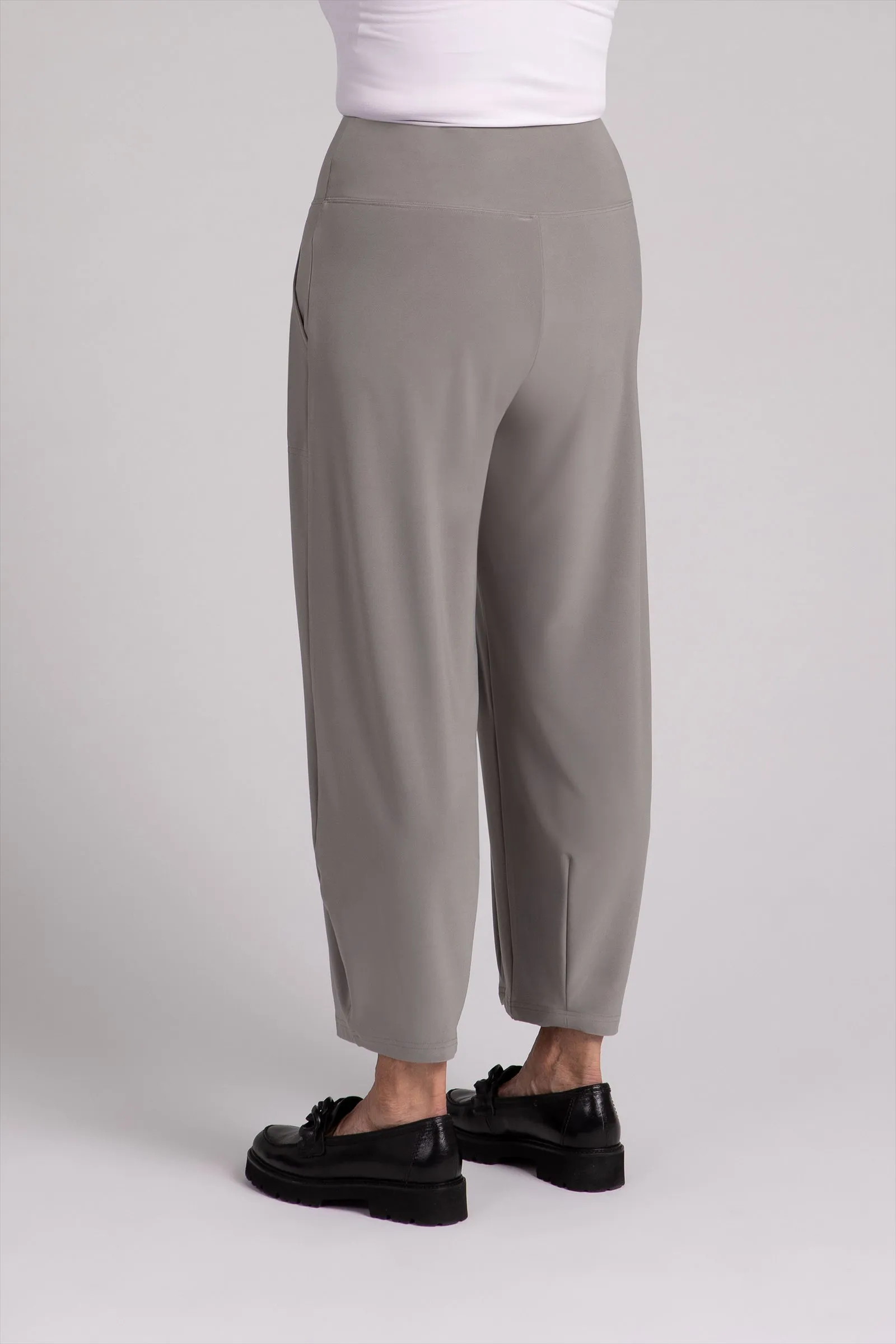 Narrow Lantern Pant | Taupe