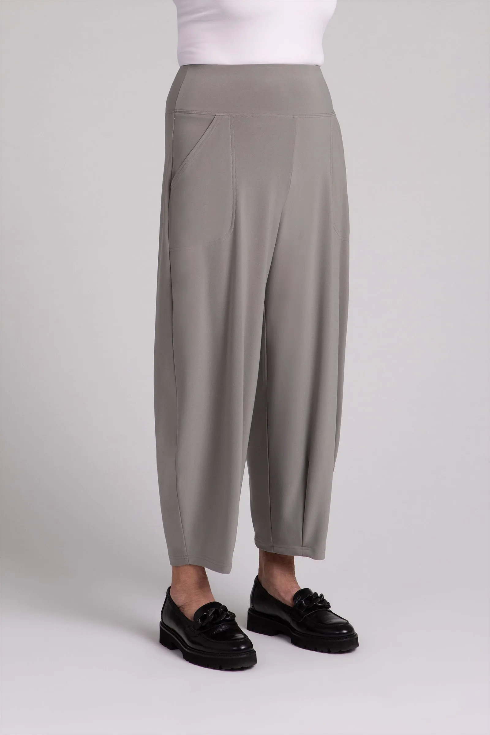 Narrow Lantern Pant | Taupe