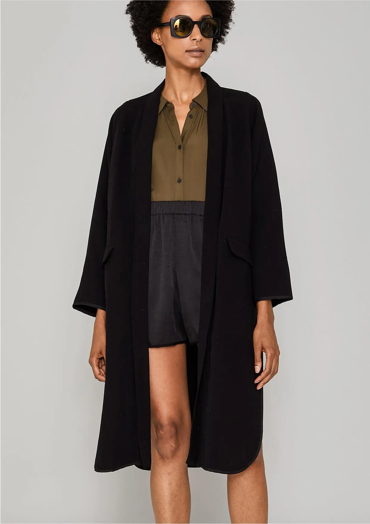 SHORTS - SHINY/MATTE black